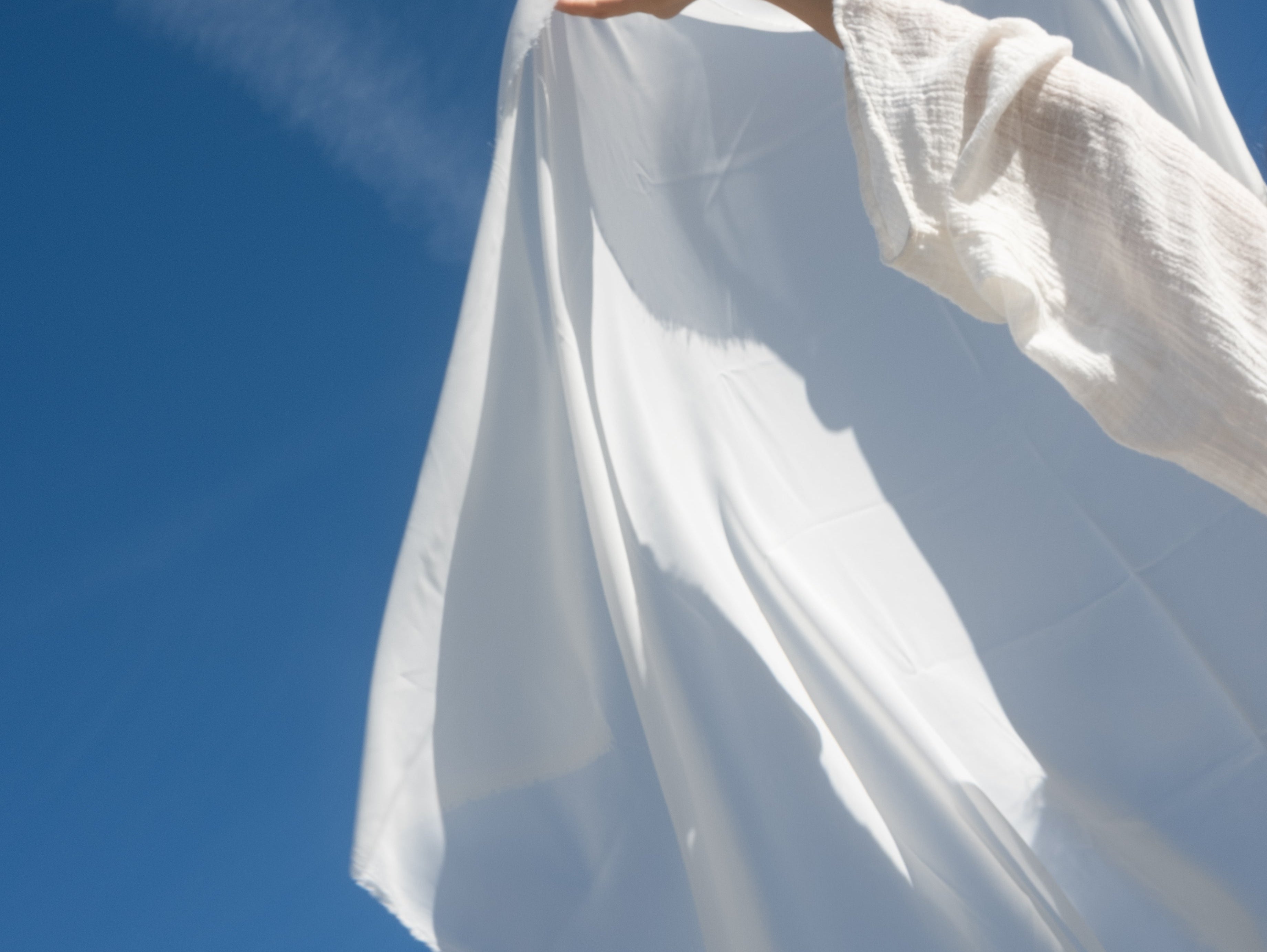 Does Sunscreen Cause Acne? The Truth About SPF & Breakouts