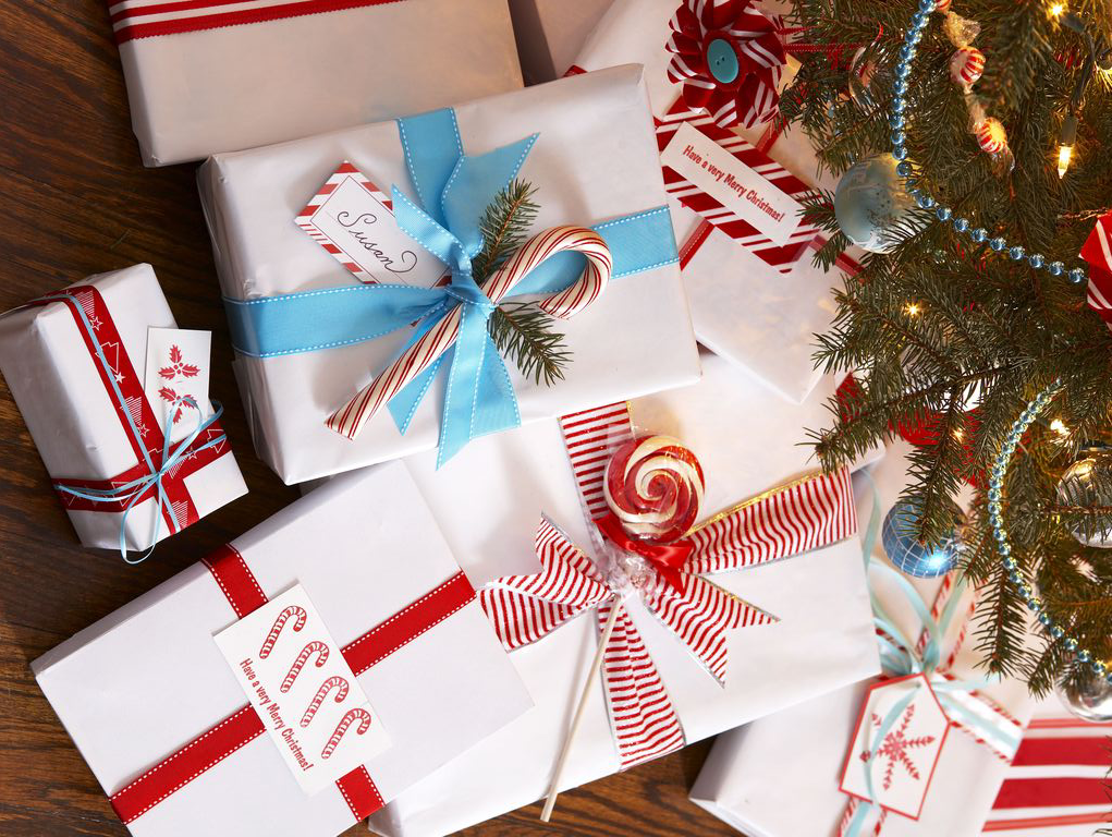 Unique ways to wrap your Christmas Gifts