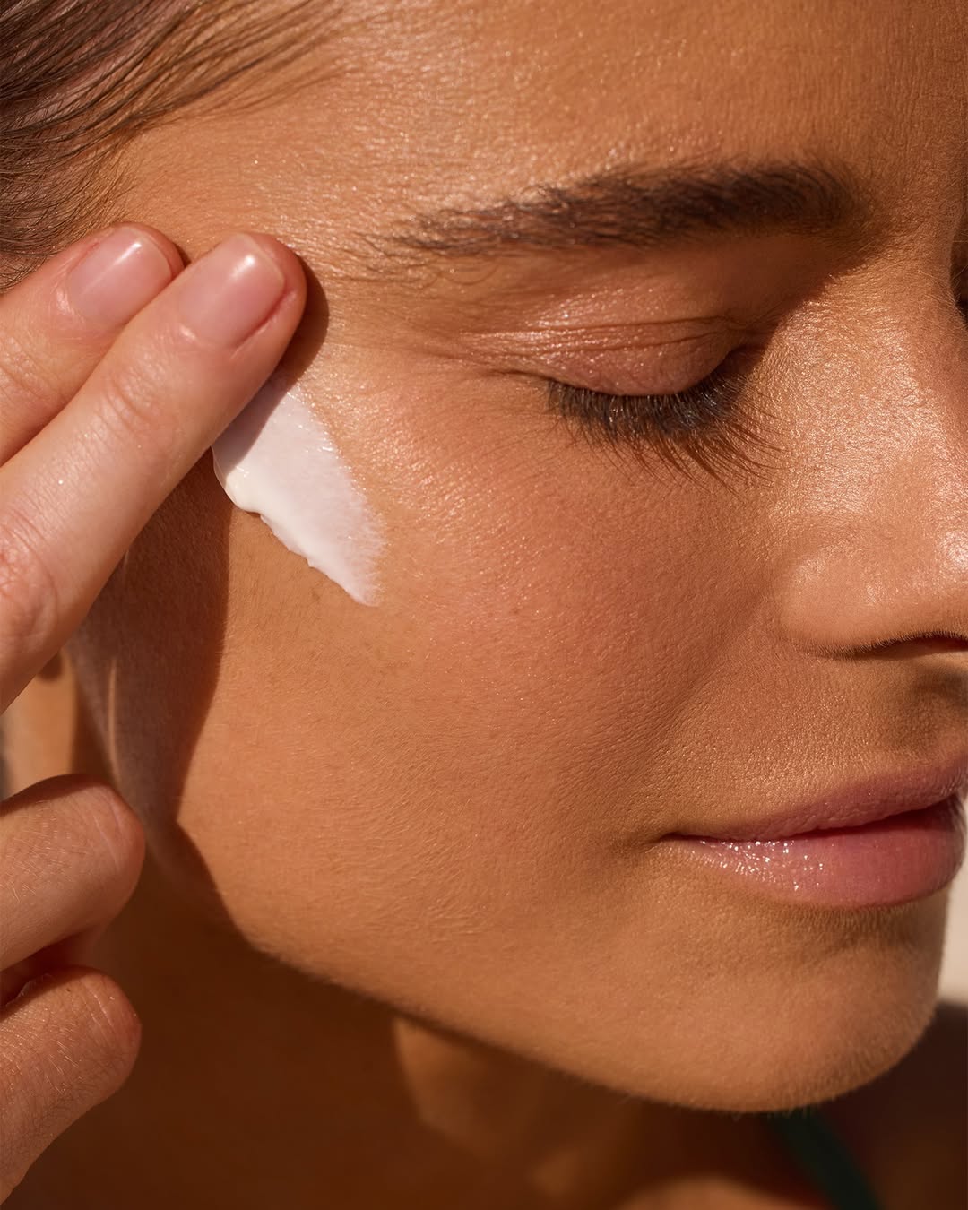 What Ingredients to Avoid in Sunscreen